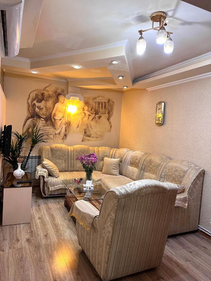 Apartment In The Centre Of Yerevan For Rent Exteriér fotografie